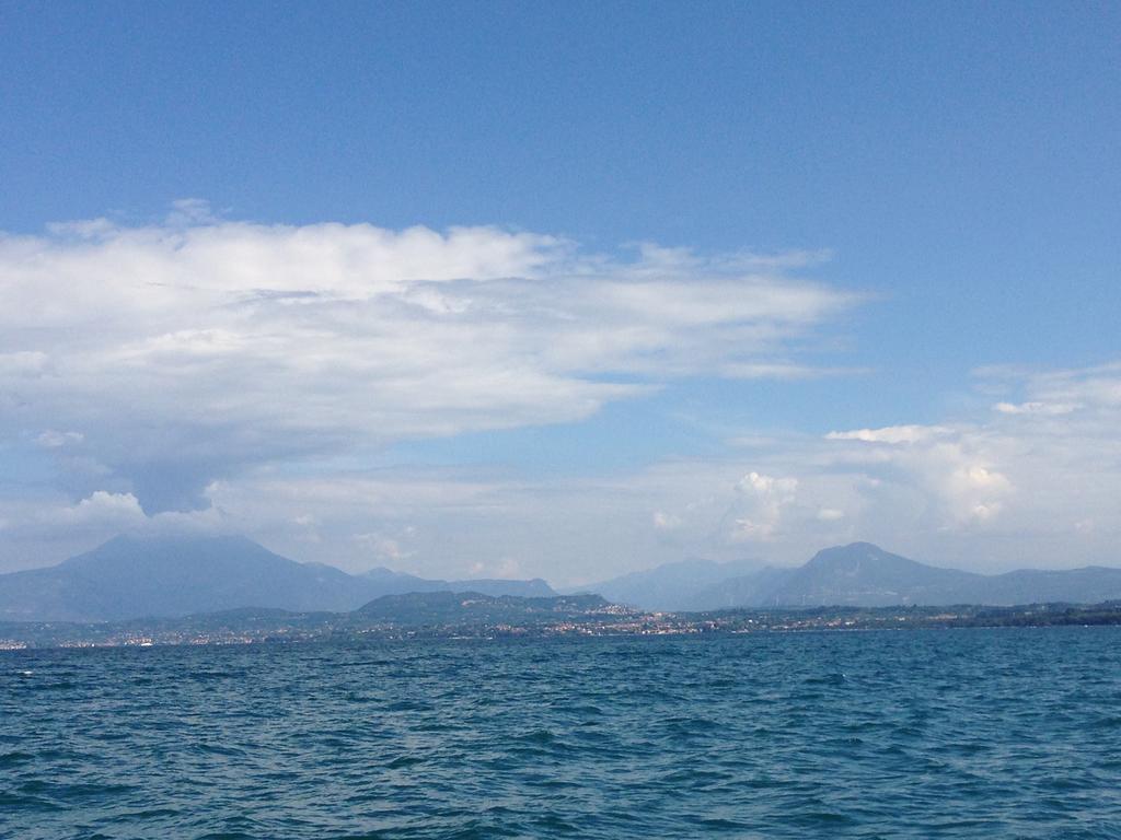 B&B La Familia Lazise Exteriör bild
